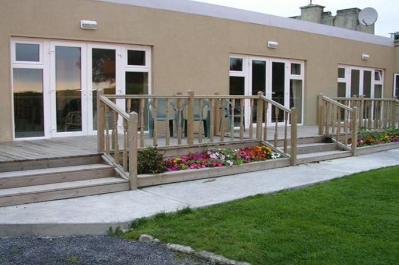 أوتيرارد Lakeland Midsummer Lakehouse المظهر الخارجي الصورة