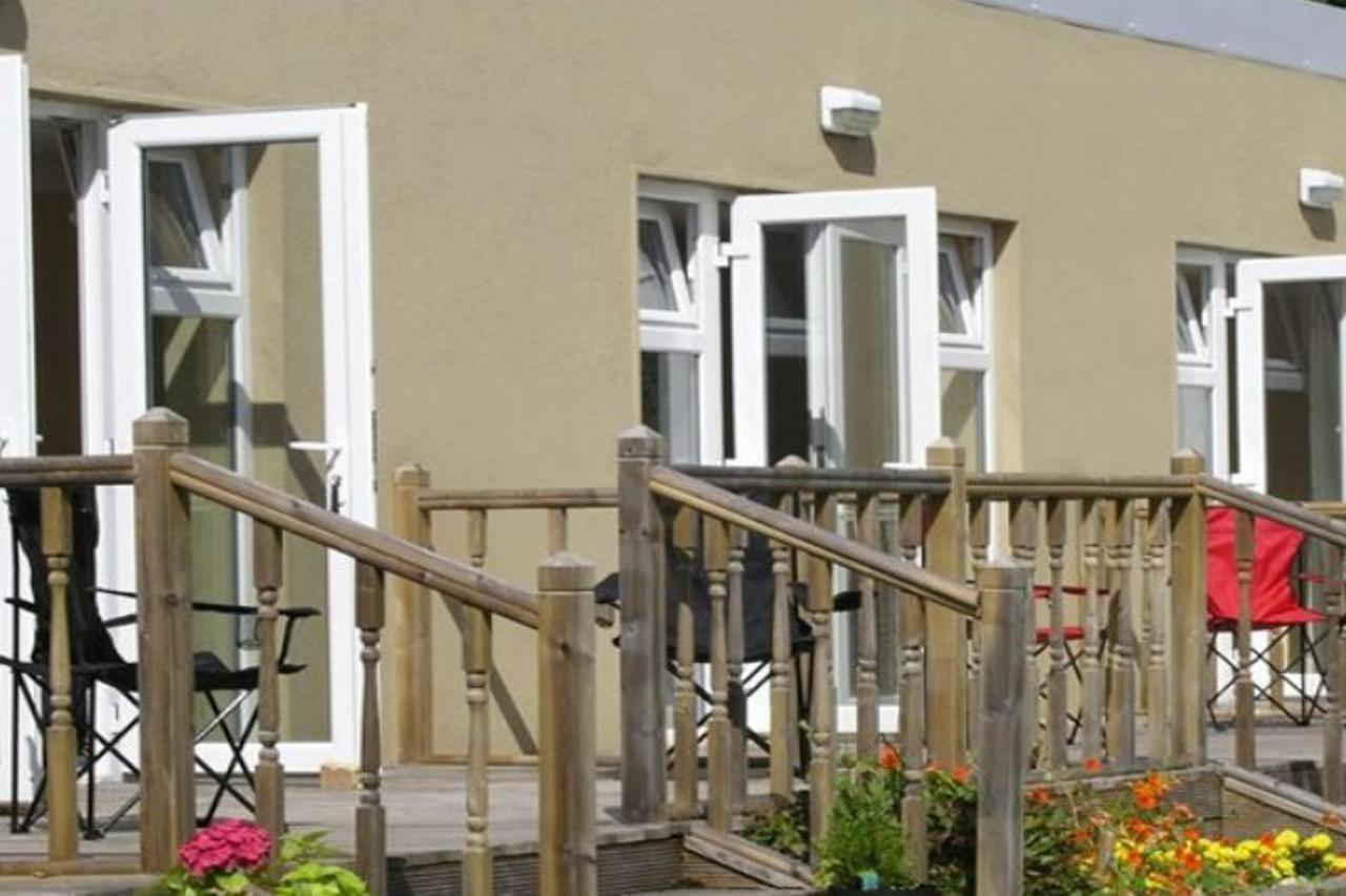 أوتيرارد Lakeland Midsummer Lakehouse المظهر الخارجي الصورة