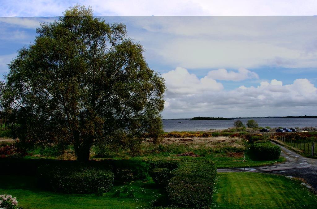 أوتيرارد Lakeland Midsummer Lakehouse المظهر الخارجي الصورة